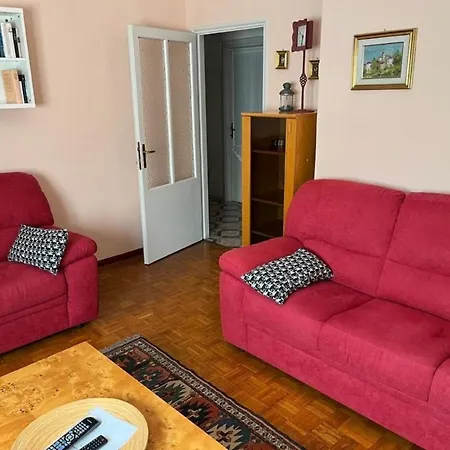 Apartment Annetta Mit Sicht Auf Und Berge 75 M Pianello Del Lario
